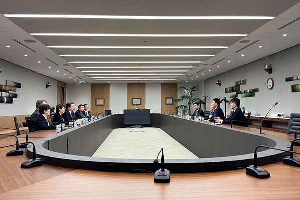 谭旭光：山东重工集团与日本欧力士集团继续扩大合作！