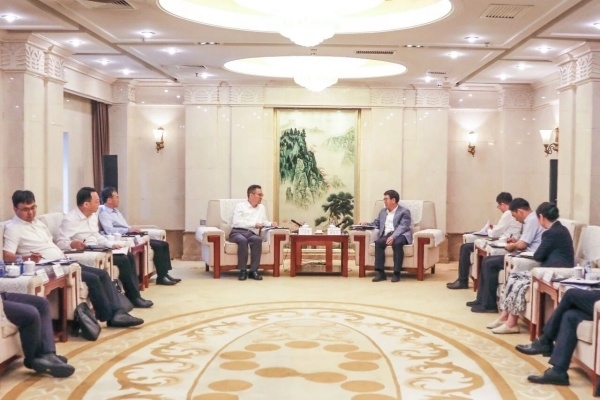 Shandong Heavy Industry and CECEP Hold Talks